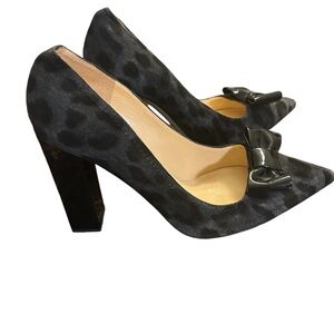 Kate Spade Black & Gray Animal Print Bow Accent Suede & Patent Leather Pumps